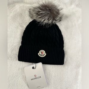 Beanie ( hat ) with Pom Pom